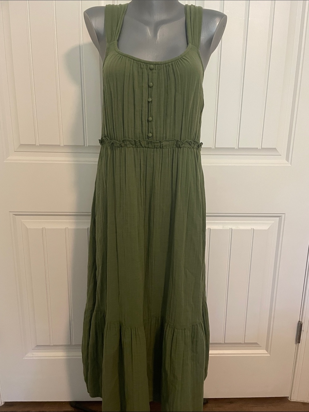 Time and Tru Olive Green Sleeveless Maxi Dress with Button Front